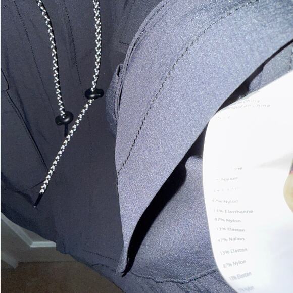 New Fabletics The Heights Cargo Jacket Black size M - Picture 7 of 10